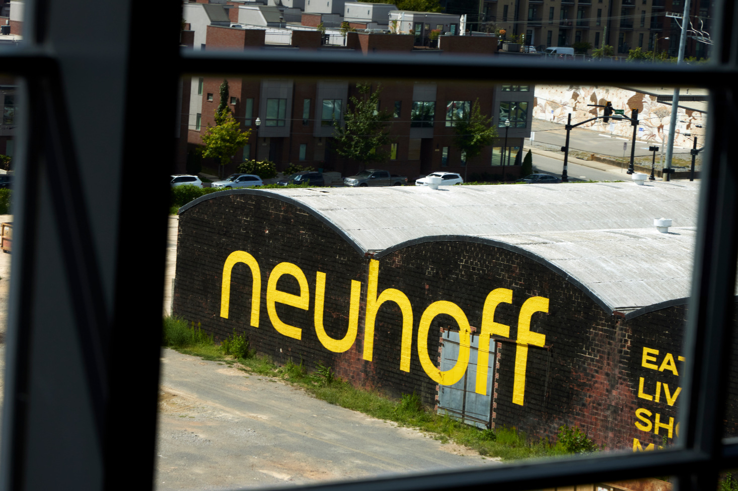 Neuhoff sign